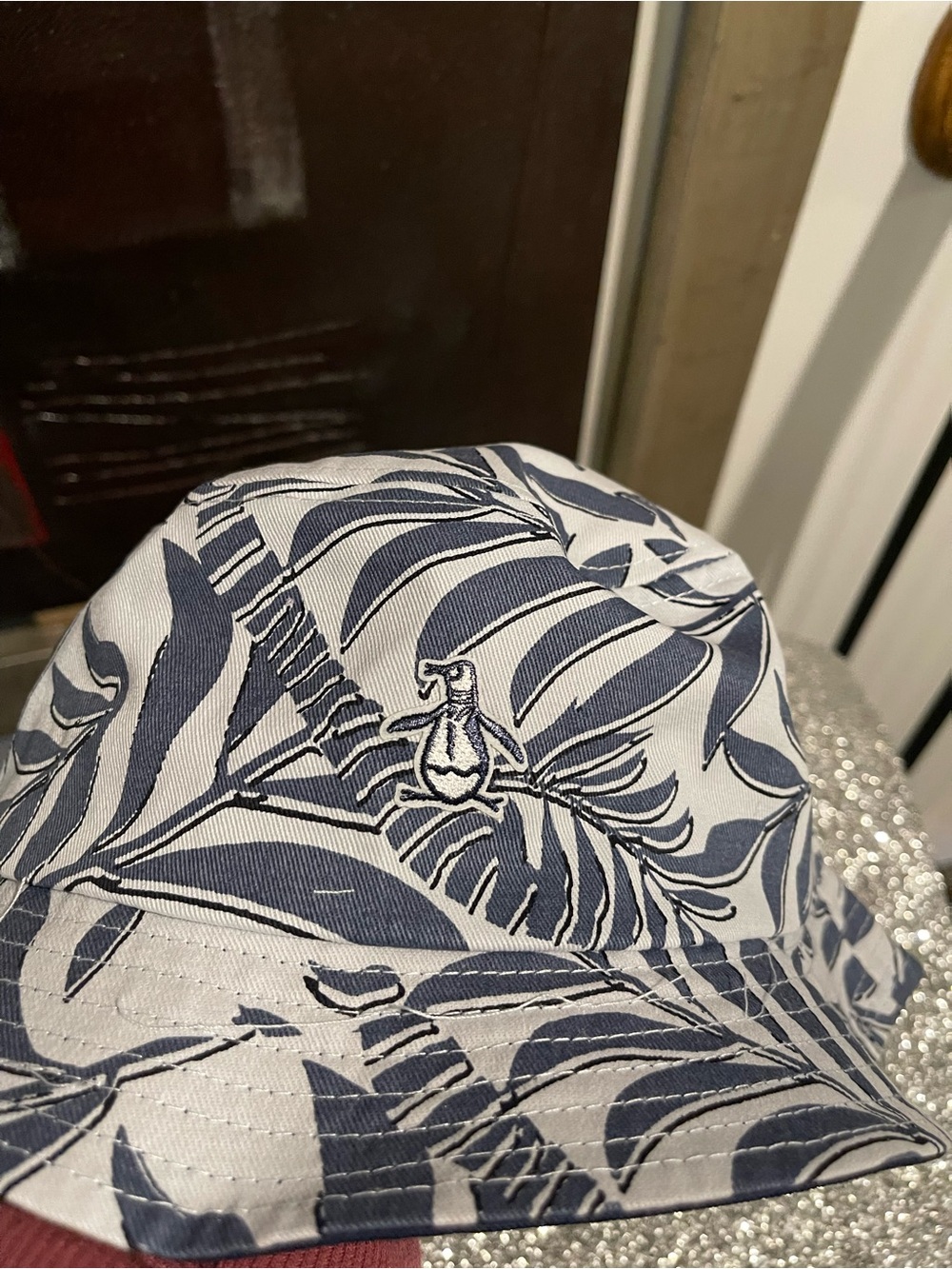 Penguin hat nwt